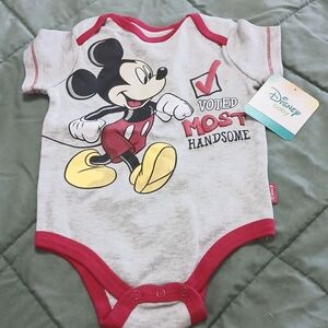 New 6-9 month baby boy bodysuit hickey mouse